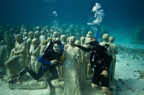 Disfruta del hermoso museo subacuático en Isla Mujeres