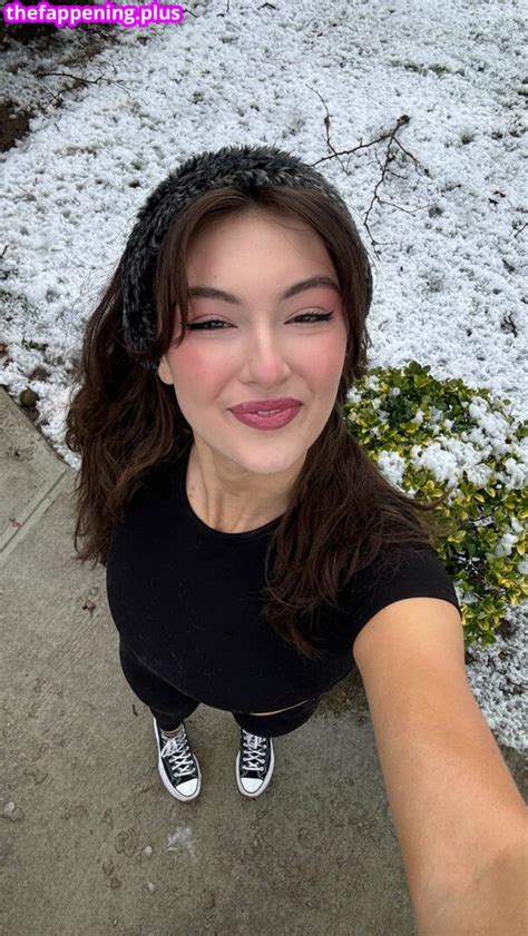 Beautyandbrainswithatwist Rachel Michelle Rachellemichelle Nude OnlyFans Photo The