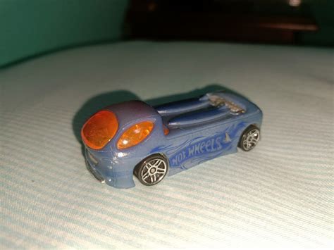 Hot Wheels Colour Shifters Glow In The Dark Hobbies Toys Toys Games On Carousell