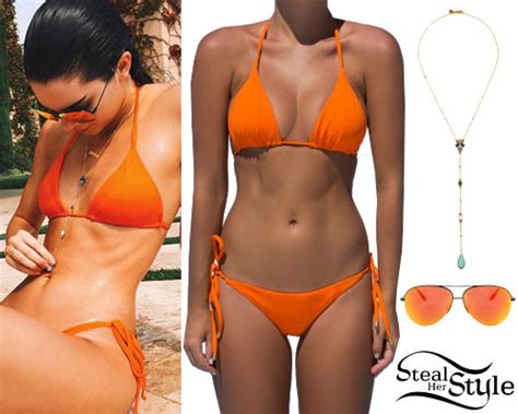 6 Hot Sexy Dej Rosegold Bikini Pics