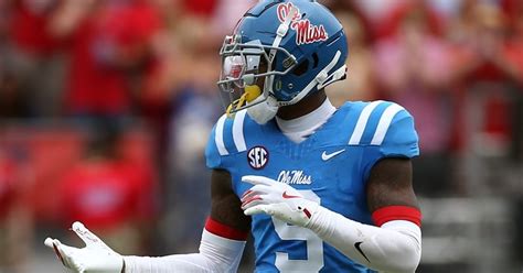 Ole Miss Cornerback Trey Amos Officially Declares For NFL Draft