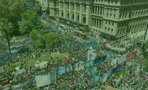 Concentración Apoyando E Impulsando El “paro Nacional En Argentina Del