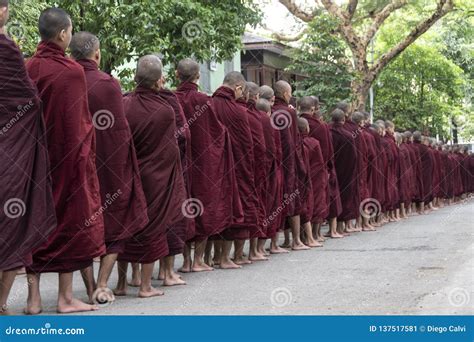 Buddhist Monks In Queue To Eat Editorial Photo Image Of Religion