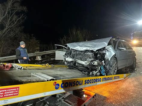 Incidente Lungo La Statale 42 A Darfo Sei I Feriti Strada Riaperta