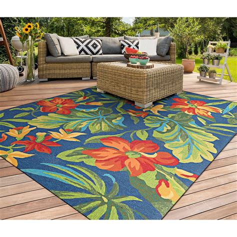 Bay Isle Home Wildermuth Floral Hand Hooked Blue/Green/Red Indoor ...