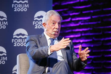 Vargas Llosa se encuentra hospitalizado por Covid 19 desde el pasado sábado