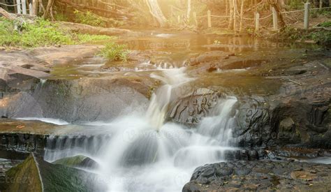 Kbal Spean La Cascada Misteriosa En La Cordillera De Kulen Del Antiguo