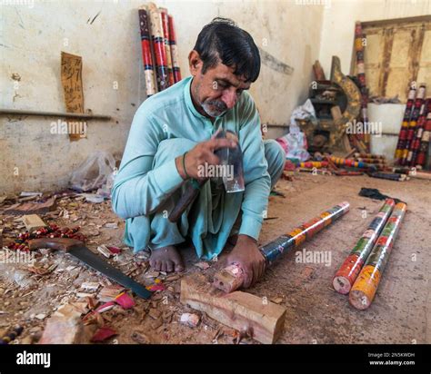 Hala Sindh 2022 Man Wearing Traditional Sindhi Cap Making Colorful