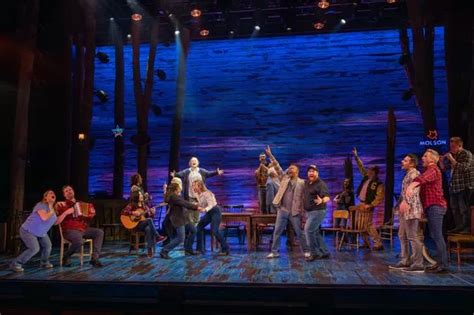 Come From Away At Birmingham Hippodrome Review Surprisingly