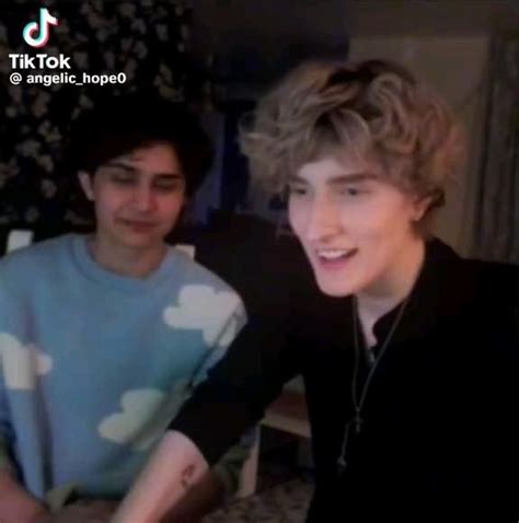 𝑨𝒏𝒅𝒚 𝒂𝒏𝒅 𝑬𝒕𝒉𝒂𝒏 𝒂𝒓𝒆 𝒔𝒐 𝒄𝒖𝒕𝒆 Cute gay couples Cute gay Cute couple videos