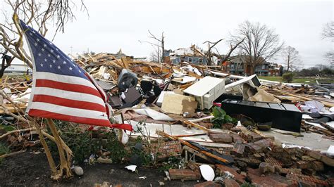 Deadly tornadoes hit Florida | News | Al Jazeera