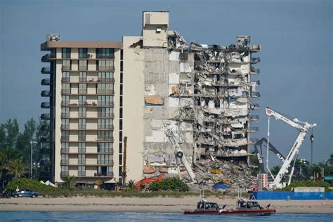 佛州塌楼中止搜救，找到2具童尸，18人死亡澎湃号·湃客澎湃新闻 The Paper