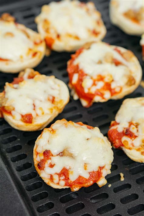 how long to put bagel bites in air fryer