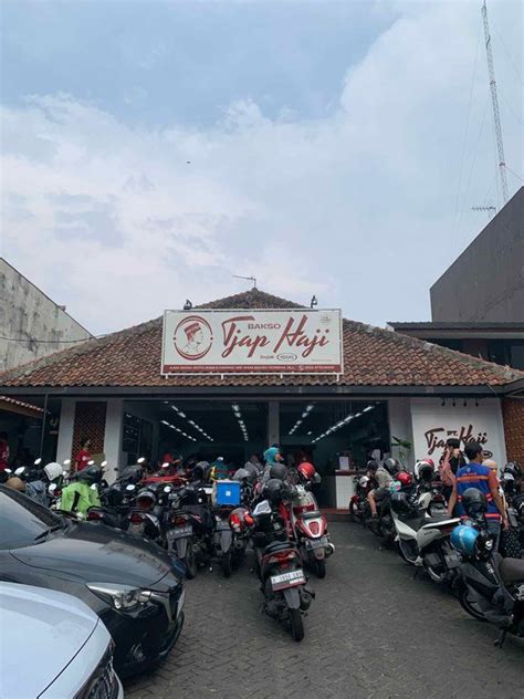 Salah satu bakso mantap di bandung - Review Alvindhio Gustisaputra di restoran Bakso Tjap Haji ...