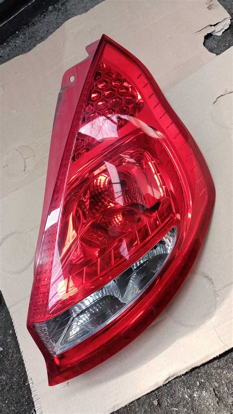 Lampa Prawy Ty Ford Fiesta Mk Titanium Drzwi D Ba Uty Olx Pl