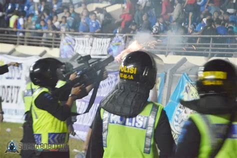 Heboh Penggunaan Gas Air Mata Di Tragedi Stadion Kanjuruhan Malang