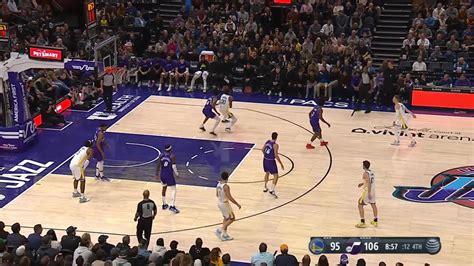 Jonathan Kuminga With A Dunk Vs The Utah Jazz Yahoo Sports