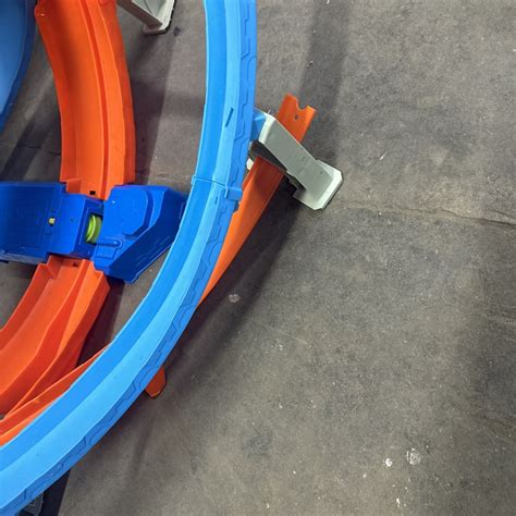 Hot Wheels Action Massive Loop Mayhem Track Set 28in Tall By Mattel EBay