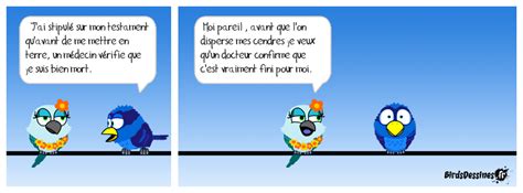 La Blonde Joue Avec Le Feu