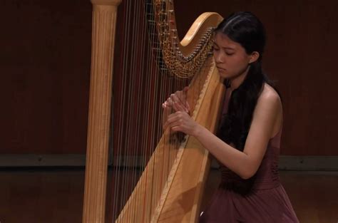 Yeh notches first in national harp competition | Mercer Island Reporter