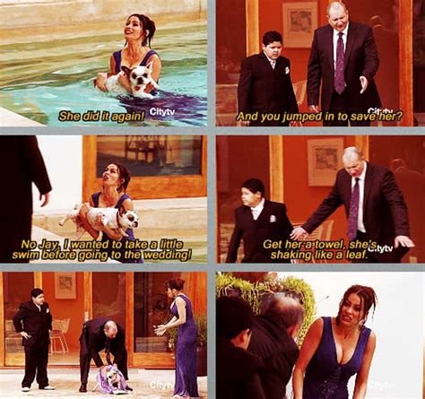 32 'Modern Family' Scenes That Prove Jay And Gloria Are The Best Part Of The Show