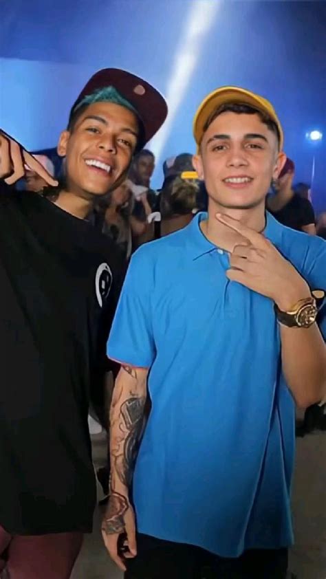 Kevin E Hariel C Mera De Tirar Foto Fotos De Mcs Musicas Rap