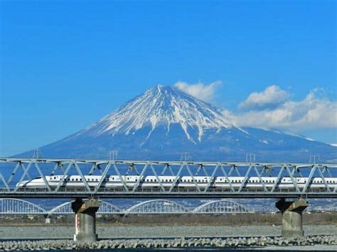 東海道新幹線の「自動運転試験」公開 誤差たった2秒、停止位置のズレわずか9ミリ 近い将来、新幹線は運転士不在に！？ J Cast 会社ウォッチ