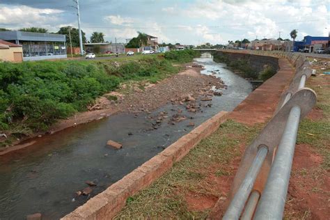 Parada há 2 anos obra na Ernesto Geisel segue sem previsão para ser