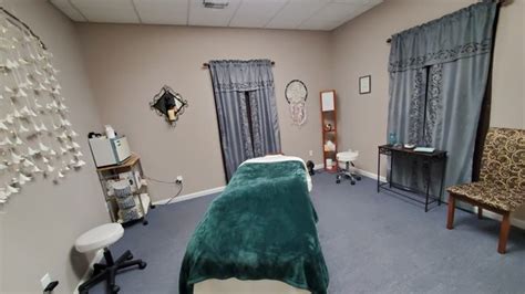 Soluna Massage Updated January 2025 15 Photos And 33 Reviews 5813 Bardstown Rd Louisville