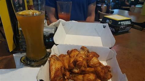 Buffalo Wild Wings Murfreesboro Restaurant Reviews Photos And Phone