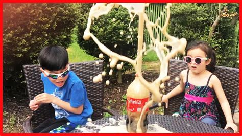 Learn Colors With Coke And Mentos Soda Experiment Youtube