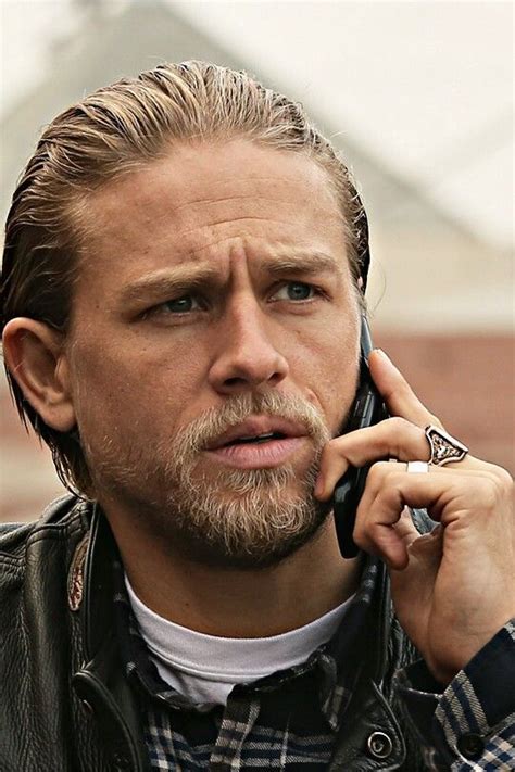 Charlie Hunnam As Jax More Sons Of Anarchy Tara Sons Of Anachy Sons