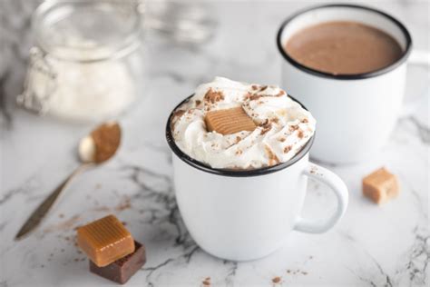 Salted Caramel Mocha Recipe (Starbucks Dupe) | Coffee Affection