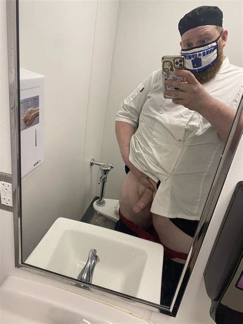 Hows The Sausage Looking Chef Nudes Chubbydudes Nude Pics Org