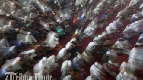 Panduan Tata Cara Dan Amalan Sholat Jumat Lengkap Arab Dan Latin