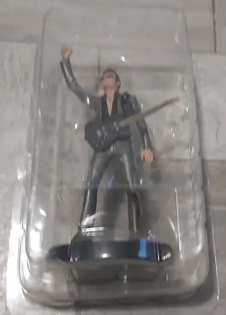 FIGURINE JOHNNY HALLYDAY tournée des stades EUR 10 00 PicClick FR