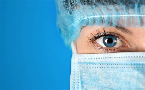 Fondos de pantalla Enfermera, mujer, ojo azul, medicina 3840x2160 UHD