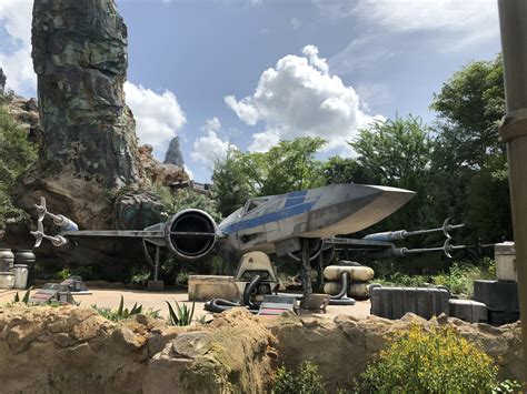 Star Wars Galaxys Edge 101 Walt Disney World Edition Theme Park