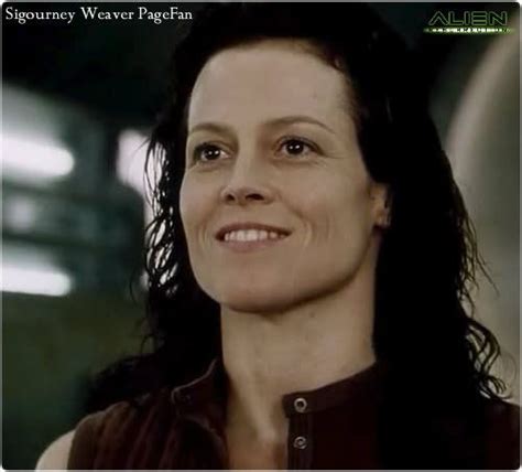 Sigourney Weaver ALIEN Resurrection 1997 | Sigourney weaver, Sigourney ...