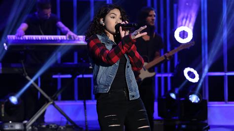 Alessia Cara Performs Here Youtube