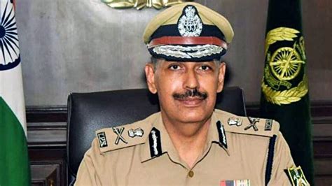 Sanjay Arora to take charge as Delhi police commissioner today | Today News