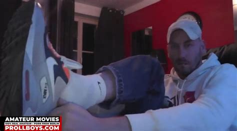 I Fucked My Y O Boy Bareback And We Emptied Our Balls After We Had Painted The Walls Gay