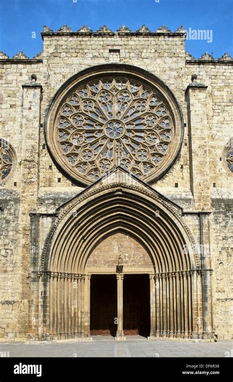 Monasterio De Sant Cugat Hi Res Stock Photography And Images Alamy