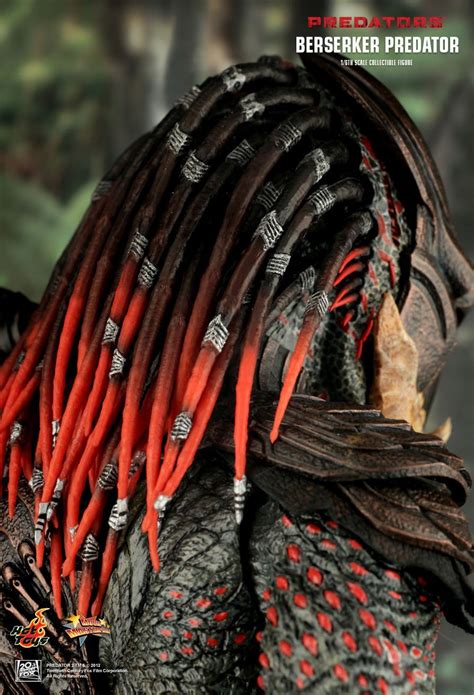 Berserker Predator Th Scale Collectible Figure By Hot Toys Rare