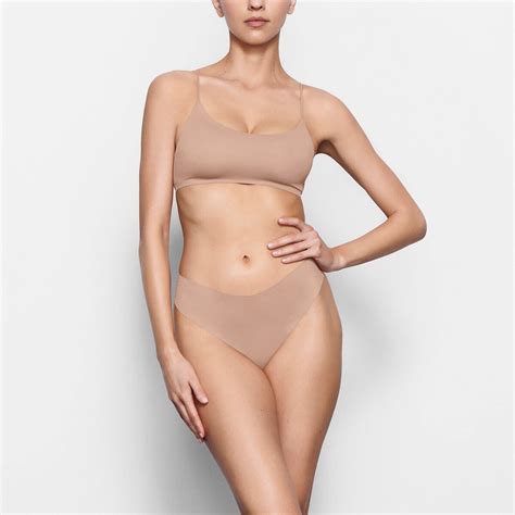 SKIMS Naked Scoop Bralette Mica Editorialist