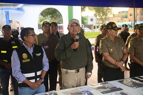 Ministro Víctor Torres echa a Dina Boluarte El Chino