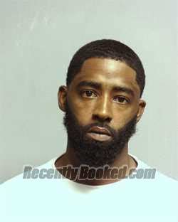 Recent Booking Mugshot For Lavar Jaron Curry In Lake County Ohio