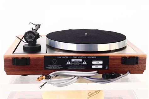 Linn LP12 Akurate Turntable Kore Radikal Akito Tonearm Krystal