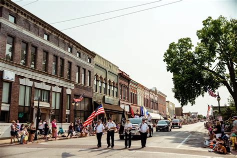 Marigold Festival Parade - Discover Pekin