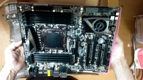 Quickunbox ASRock X79 EX6 GB XEON E5 2665 ES XEON E5 1650 4 5GHz